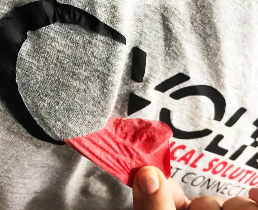 Jak pozbyć się nadruku z bluzy - skuteczne metody bez ryzyka uszkodzenia