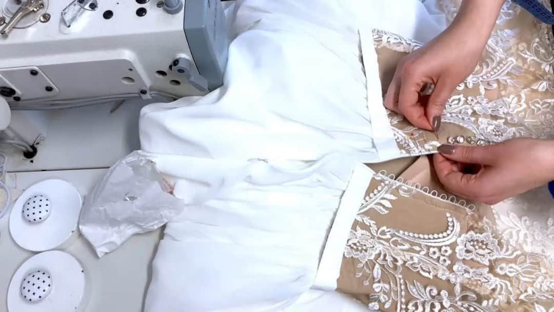 Jak uszyć halkę do sukni ślubnej - proste kroki i porady dla każdego